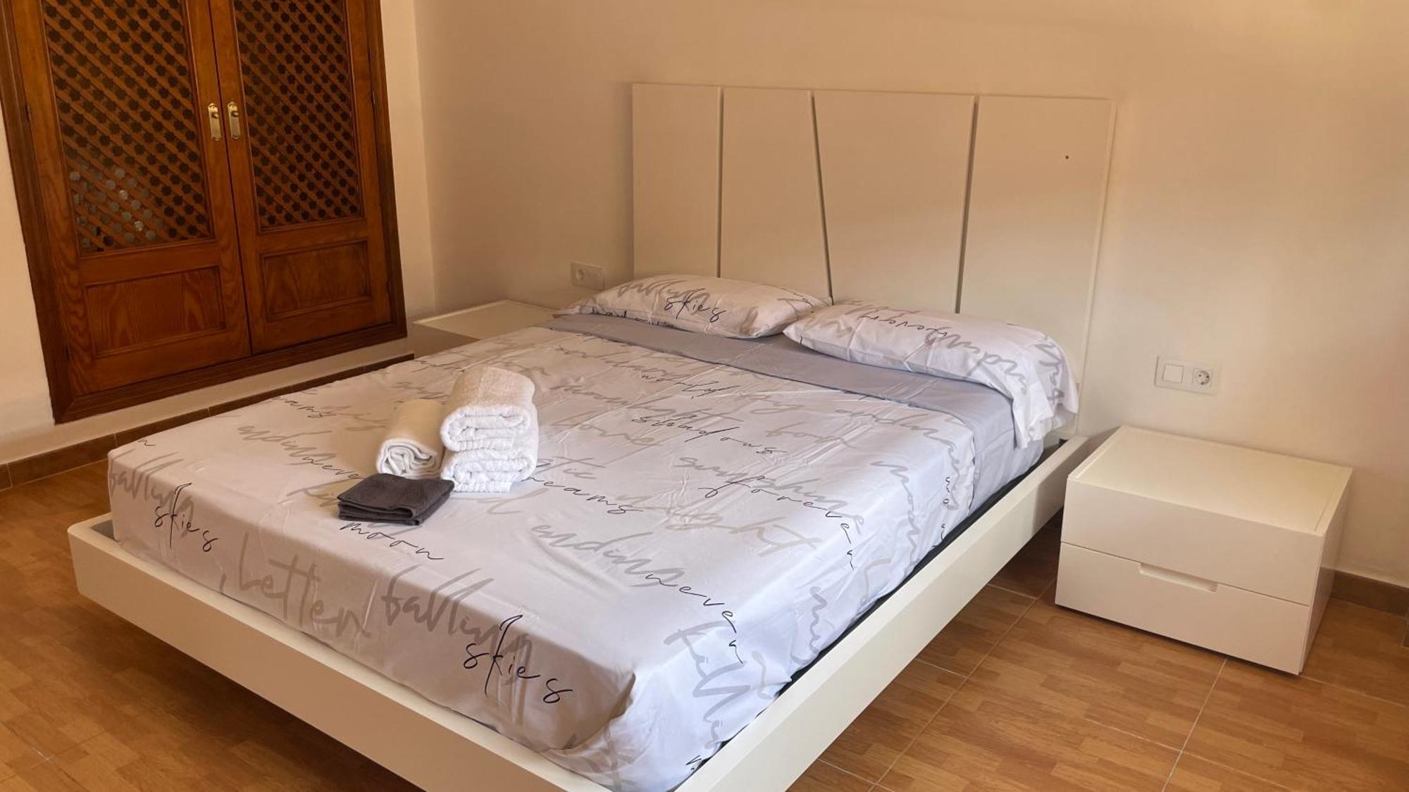 Bahia Sur Deluxe Apartment